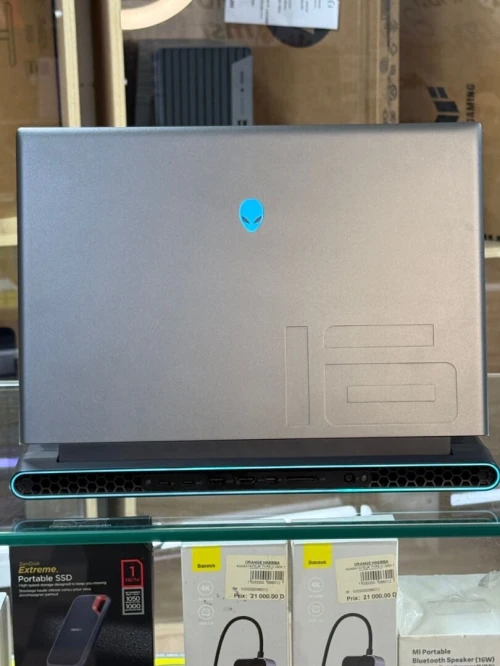 ALIENWARE M16 R2 AMD RYZEN 9 7845HX 32GO 1TO SSD NVIDIA GEFORCE RTX4070 8GO GDDR6