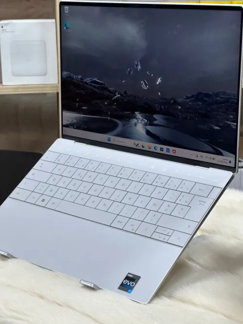 DELL XPS 13 9320 PLUS I7 EVO 1360P 32GO DDR5 1TO SSD 4K OLED TACTILE NEUF SOUS EMBALLAGE 