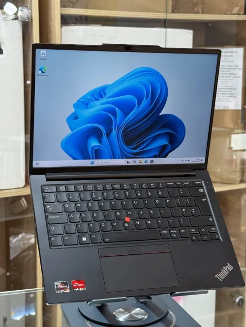 LENOVO THINKPAD E15 GEN 5 AMD RYZEN 5 PRO 7530U 16GO 256GO SSD 