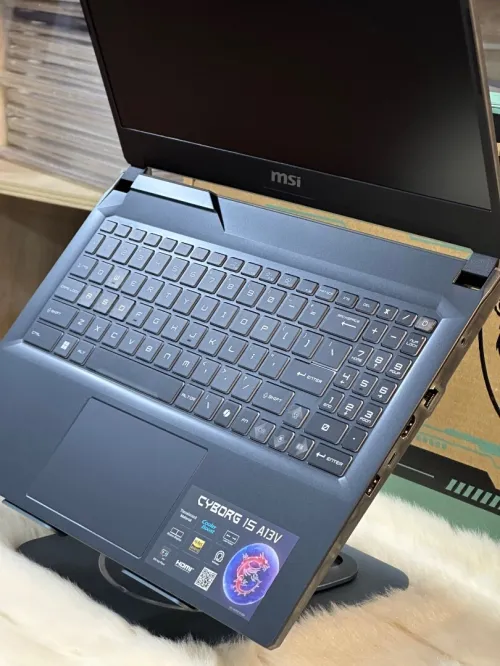 MSI CYBORG 15 B13VFK I7 13620H 16GO DDR5 512GO SSD NVIDIA GEFORCE RTX4060 8GO NEUF SOUS EMBALLAGE 