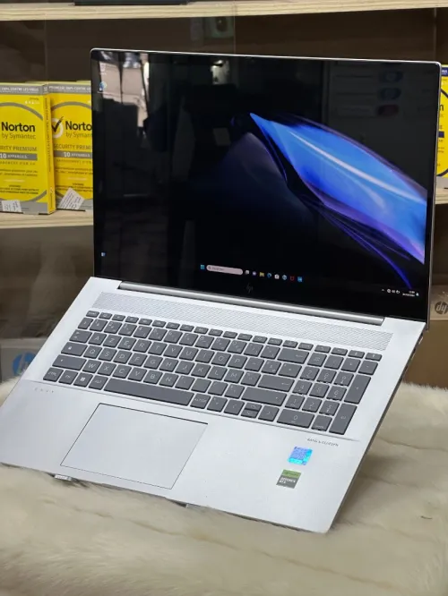HP ENVY 17 CW0XXX I7 1355U 16GO 512GO SSD NVIDIA GEFORCE RTX3050 4GO GDDR6 17.3 NEUF