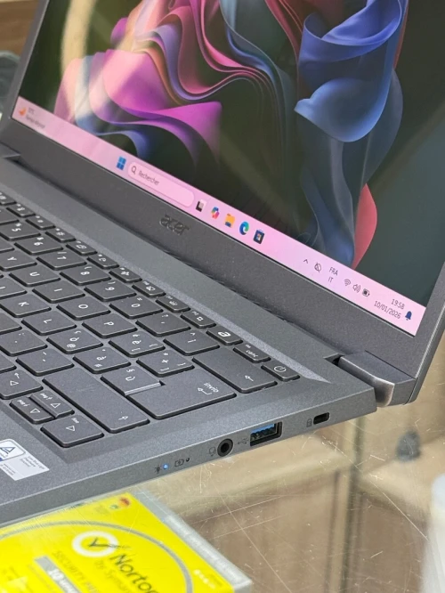 ACER ASPIRE 14 AI A14-52M ULTRA 7 256V 16GO DDR5X 512GO SSD OLED INTEL ARC 140V 8GO