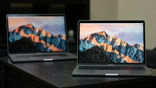 TOUCHBAR 13.3" 2016 I7 3.3GHZ 16GO 256GO SSD CYCLE 211