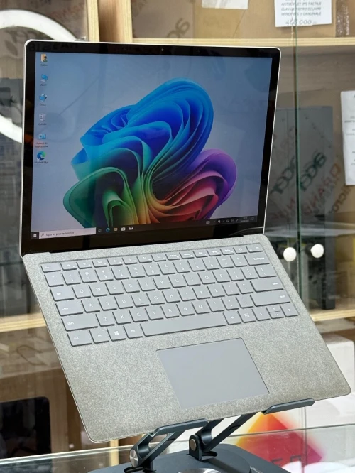 SURFACE LAPTOP I5 8250U 8GO 128GO SSD TACTILE 
