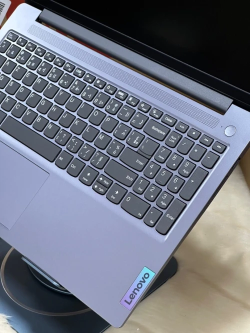 LENOVO IDEAPAD SLIM 3 15IAN8 I3 N305 8GO DDR5 256GO SSD NEUF SOUS EMBALLAGE 