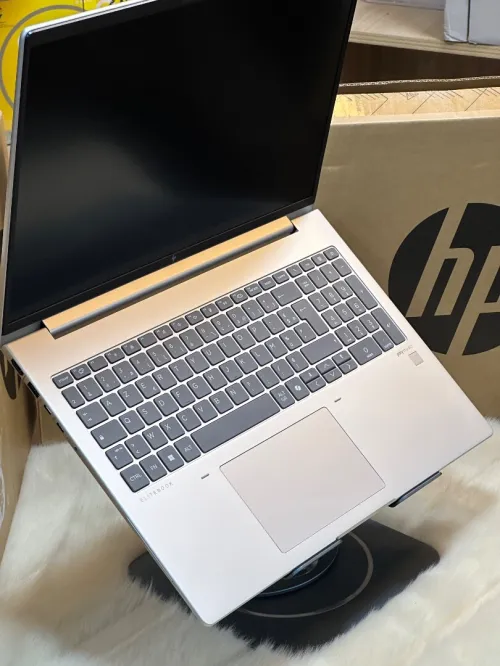 HP ELITEBOOK 655 G11 AMD RYZEN 3 7335U 8GO DDR5 256GO SSD NEUF SOUS EMBALLAGE 