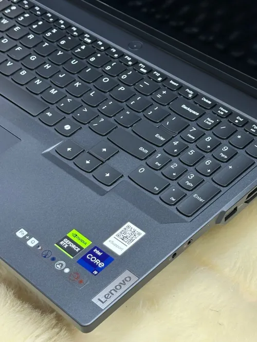 LENOVO LEGION 5 PRO 16IRX9 I9 14900HX 16GO 1TO SSD NVIDIA GEFORCE RTX4060 8GO NEUF SOUS EMBALLAGE 