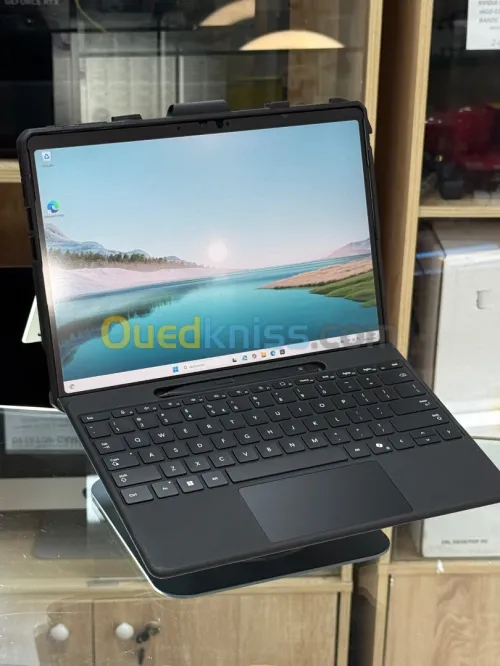 SURFACE PRO 11 INTEL CORE ULTRA 5 238V 32GO 512GO SSD + COVER KEYBOARD + STYLET