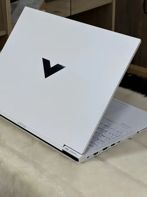 HP VICTUS GAMING 15-EC2XXX AMD RYZEN 7 5800H 16GO 512GO SSD NVIDIA GEFORCE RTX3050Ti 4GO GDDR6 