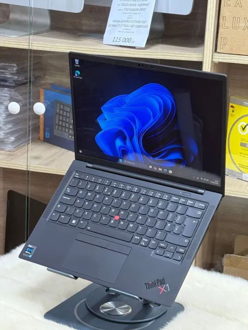 LENOVO THINKPAD X1 CARBON GEN 9 I7 EVO 1185G7 32GO 512GO SSD 4K OLED
