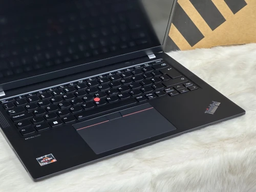 LENOVO THINKPAD X13 GEN 4 AMD RYZEN 5 PRO 7540U 16GO DDR5 256GO SSD NEUF SOUS EMBALLAGE 