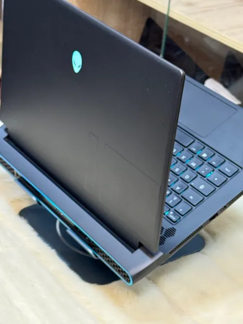 ALIENWARE M15 R6 I5 11400H 16GO 512GO SSD NVIDIA GEFORCE RTX3060 6GO 