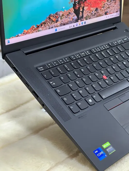 LENOVO THINKPAD X1 EXTREME I7 11800H 16GO DDR4X 512GO SSD NVIDIA GEFORCE RTX3050Ti 4GO GDDR6