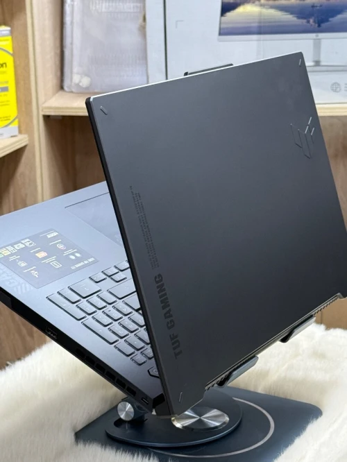 ASUS TUF F17 FX707VV I7 13620H 32GO 1TO SSD NVIDIA GEFORCE RTX4060 8GO NEUF