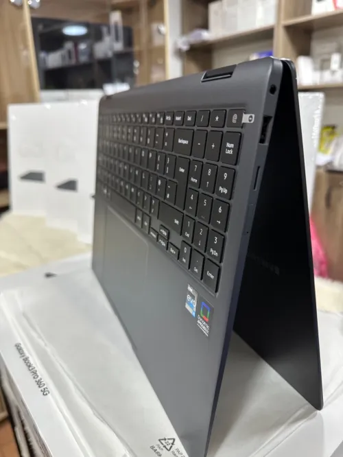 SAMSUNG GALAXY BOOK 3 PRO 360 5G I5 1340P 8GO DDR5 256GO SSD NEUF SOUS EMBALLAGE 