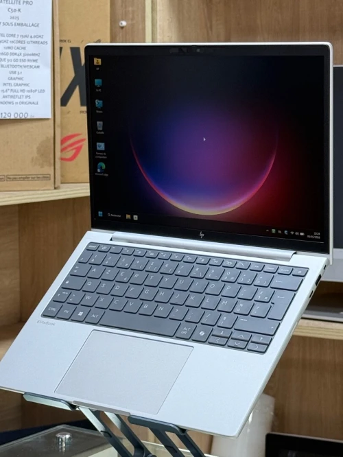 HP ELITEBOOK 8 G1a AMD RYZEN 5 230w 32GO DDR5 256GO SSD NVME