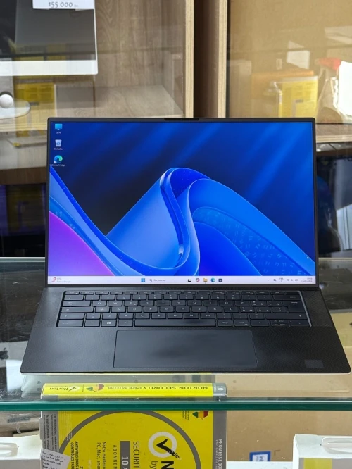DELL XPS 15 9520 I7 12700H 16GO 512GO SSD NVIDIA GEFORCE RTX3050Ti 4GO GDDR6