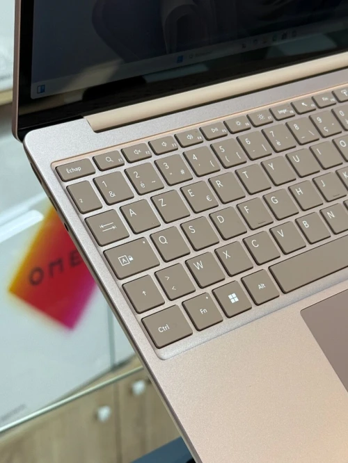 SURFACE LAPTOP GO 3 I5 1235U 8GO 256GO SSD NVME 