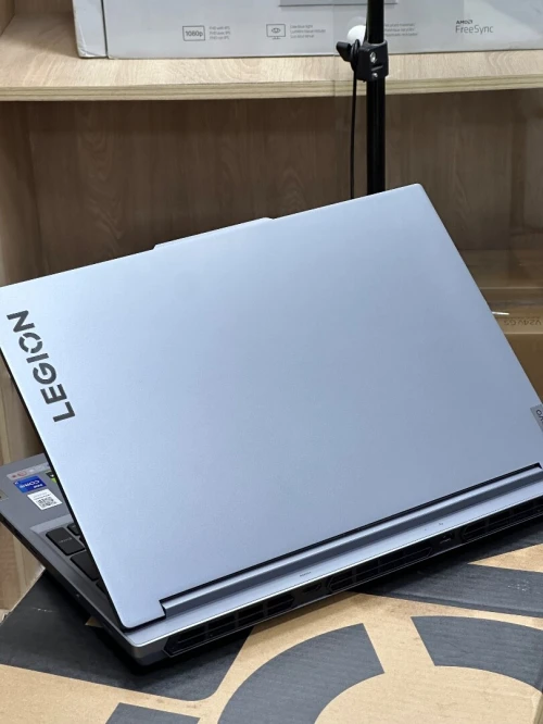 LENOVO LEGION 5 16IRX9 I7 14650HX 16GO DDR5 1TO SSD NVIDIA GEFORCE RTX4060 8GO NEUF 