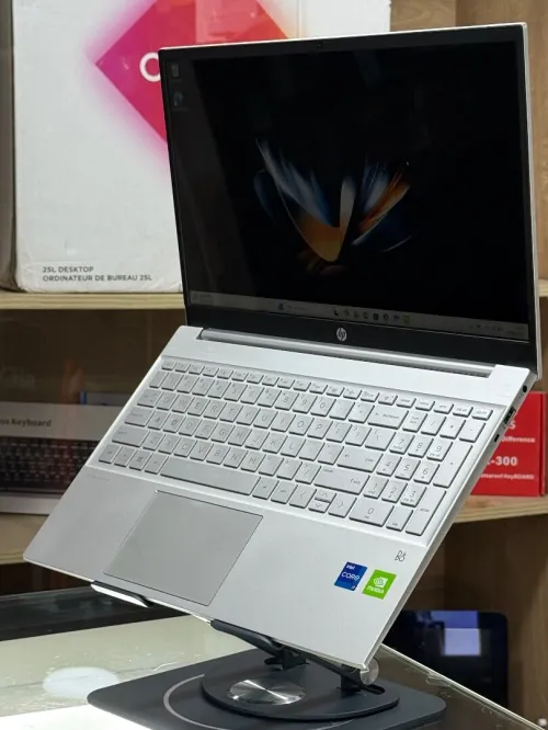 HP PAVILION 15 EG1XXX I7 1195G7 16GO 1TO SSD NVIDIA GEFORCE MX350 2GO TACTILE 