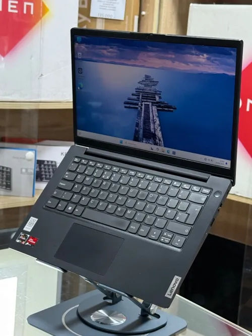 LENOVO V14 G4 AMN AMD RYZEN 5 7520U 16GO 256GO SSD 