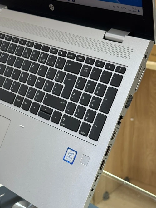 HP PROBOOK 650 G5 I5 I5 8265U 8GO 256GO SSD NVME