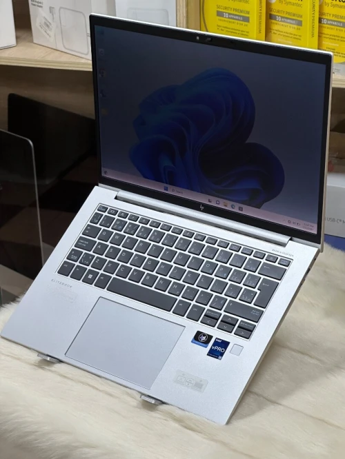 HP ELITEBOOK 840 G9 I5 VPRO 1245U 16GO DDR5 512GO SSD NVME 