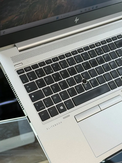 HP ELITEBOOK 850 G5 I5 8250U 8GO 256GO SSD 