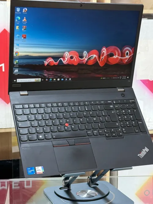 LENOVO THINKPAD T15 GEN 2 INTEL CORE I5 VPRO 1145G7 16GO 256GO SSD 
