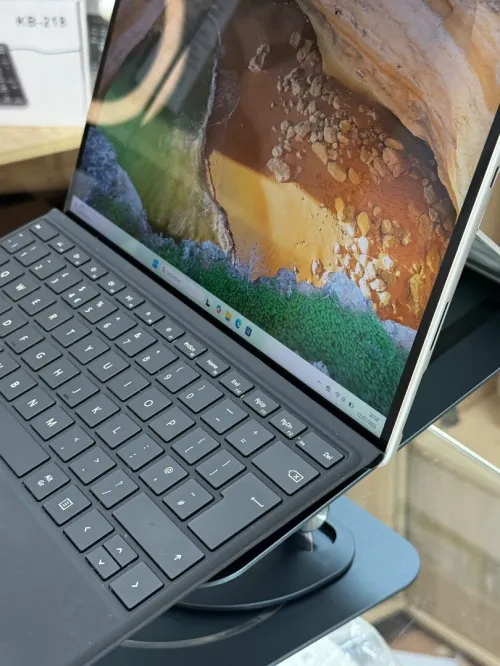 SURFACE PRO 8 I7 1185G7 16GO 256GO SSD NVME 