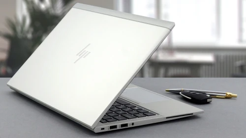 HP ELITEBOOK 840 G8 I7 1185G7 16GO 512GO SSD NVME