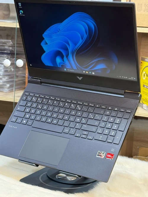 HP VICTUS 15 FB0XXX AMD RYZEN 5 5600H 16GO 512GO SSD AMD RADEON RX6500M 4GO