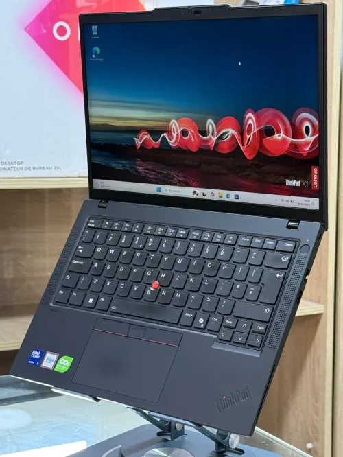 LENOVO THINKPAD T14 GEN 5 INTEL CORE ULTRA 5 135U 16GO 512GO SSD NVME