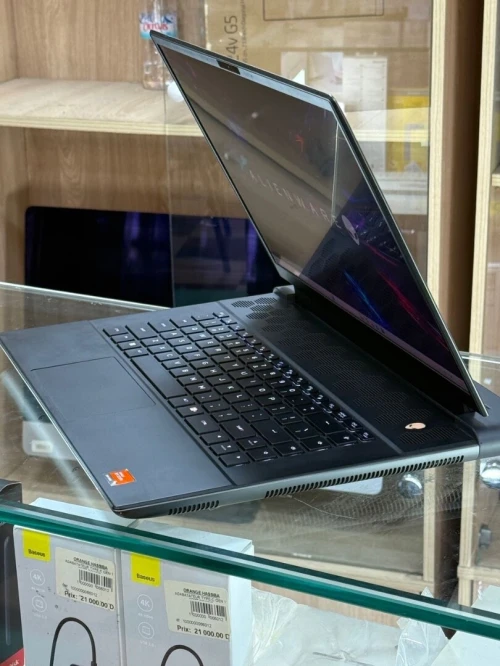 ALIENWARE M16 R2 AMD RYZEN 9 7845HX 32GO 1TO SSD NVIDIA GEFORCE RTX4070 8GO GDDR6