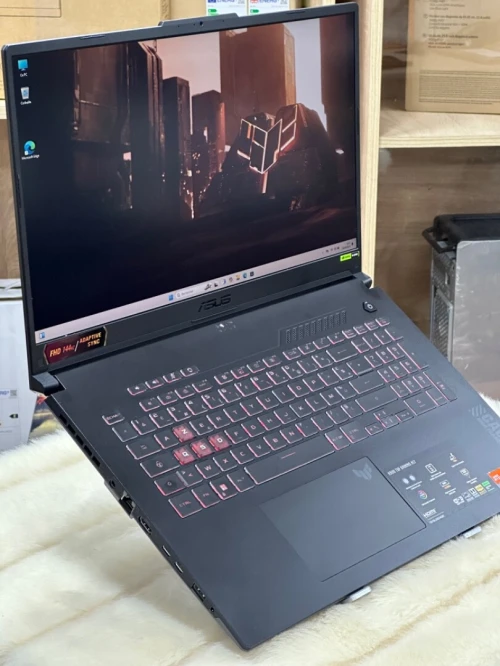 ASUS TUF GAMING A17 FA707XI AMD RYZEN 9 7940HS 32GO DDR5 1.5TO SSD NVIDIA GEFORCE RTX4070 8GO GDDR6 