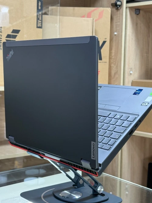 LENOVO THINKPAD P16 I7 VPRO 12850Hx 16GO 512GO SSD NVIDIA RTX2000 8GO GDDR6