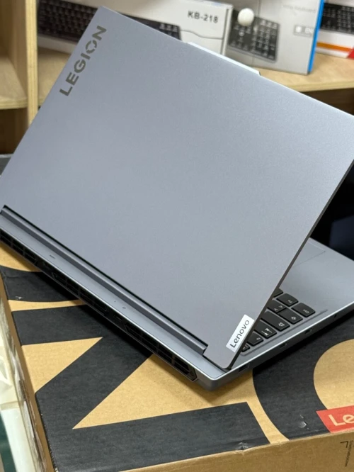 LENOVO LEGION 16IRX9 I7 14650HX 32GO DDR5 512GO SSD NVIDIA GEFORCE RTX4060 8GO NEUF SOUS EMBALLAGE 