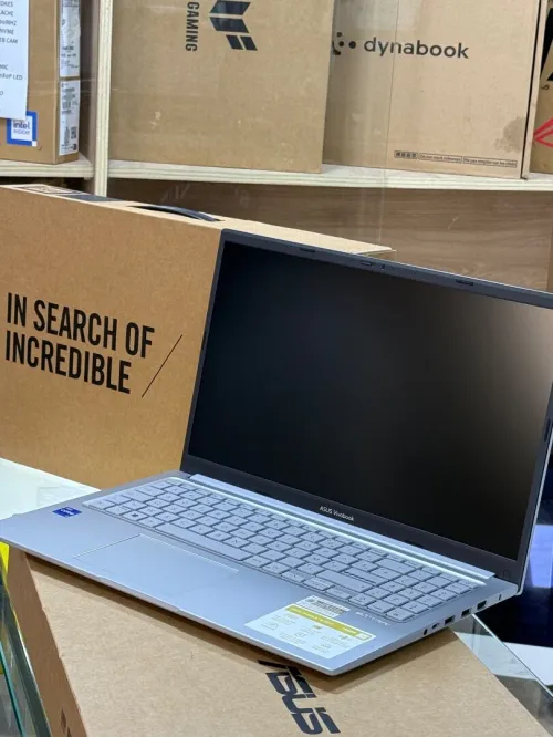 ASUS VIVOBOOK 15 X1504V I7 1355U 8GO 512GO SSD NEUF SOUS EMBALLAGE
