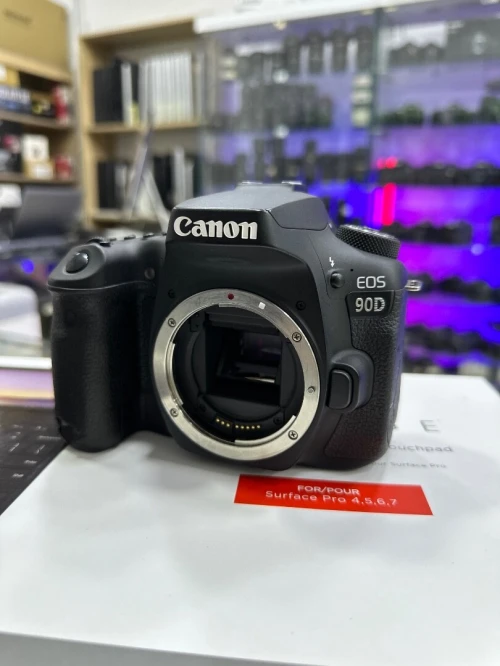 Canon EOS 90D Nu BODY 10/10