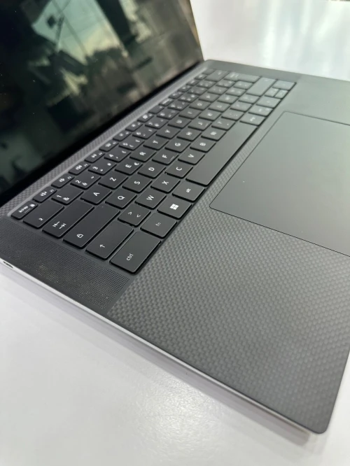 DELL XPS 15 9520 16GB RAM 1000GB SSD +TACTILE +NVIDIA 15,6"