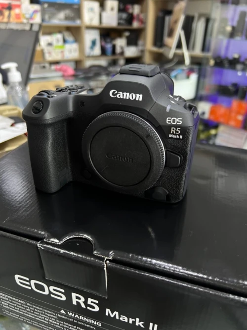 Canon EOS R5 Mark II 45MP Full-Frame 8K 60 Raw/4K 60 SRAW/4K 120 10-Bit Video