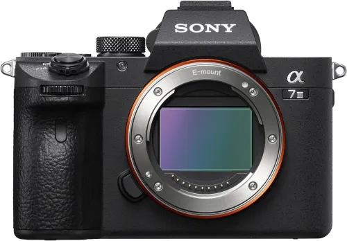 SONY A7 III 24MP UHD 4K30p & Objectif Sony FE 28-70mm OSS
