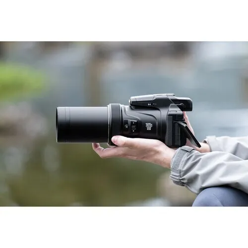 Nikon COOLPIX P1100 Zoom 250x 24-3000mm UHD 4K