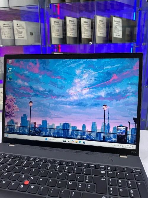 LENOVO THINKPAD P16 I7 32GB RAM 512GB SSD +NVIDIA 16"