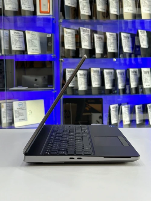 DELL PRECISION 7560 (WORKSTATION)(XEON)