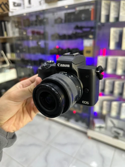 Canon EOS M50 Mark II & 15-45mm IS STM