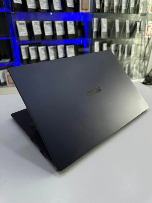 ASUS EXPERTBOOK B14 i5-11em 8GB 256GB 14" 