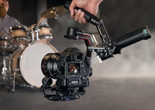 DJI Ronin RS2 PRO COMBO KIT Neuf Sous Emballage 