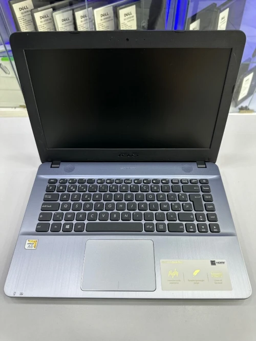 ASUS VIVOBOOK MAX AMD 4GB RAM 256GB SSD 14"