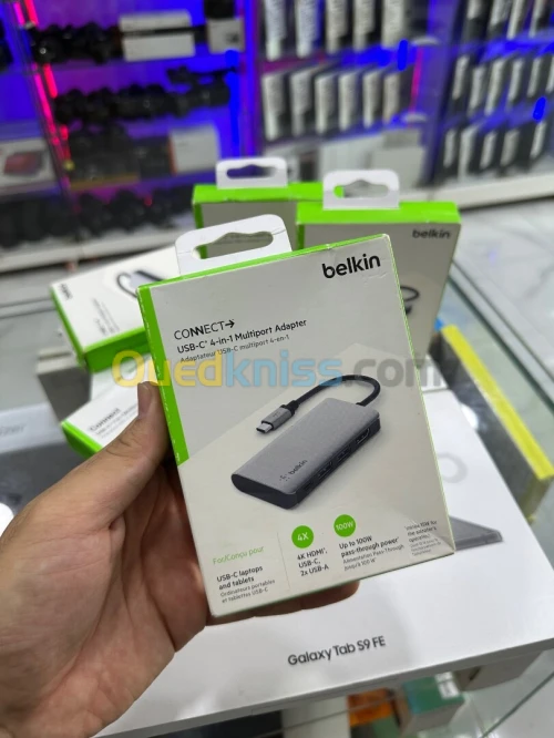 Belkin USB-C 4-en-1 Hub HDMI 4K, USB-A, USB-C PD 100W Pass-through